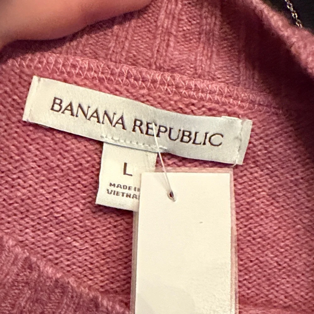 Banana Republic soft crewneck